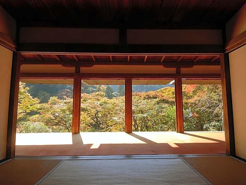 Momijiya Honkan Takao Sansou Ryokan