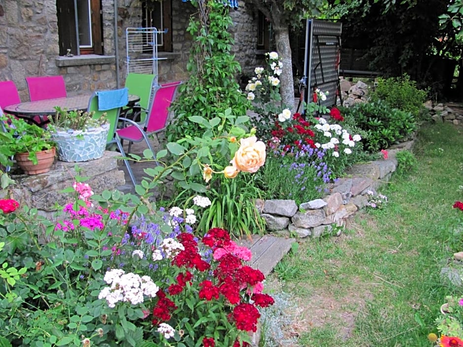 studio indépendant dans maison à la campagne