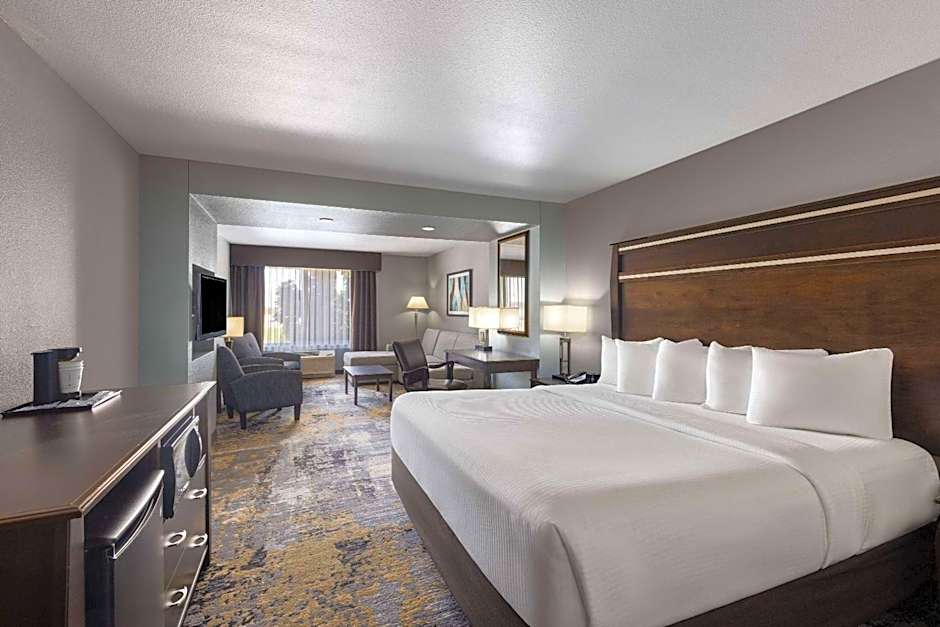 La Quinta Inn & Suites by Wyndham Sioux Falls