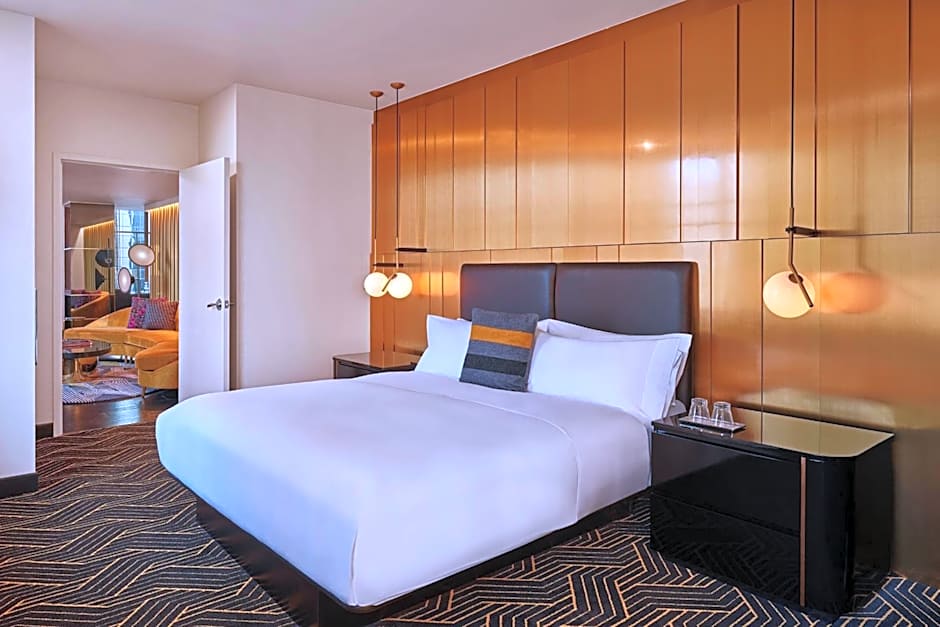 W Hotel Minneapolis The Foshay