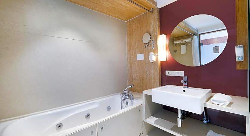 7 Apple Hotel Pimpri Pune