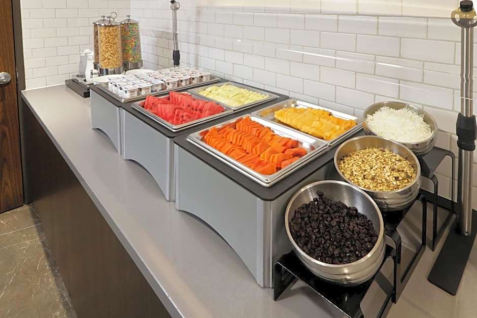 Holiday Inn Express & Suites Monterrey Valle By IHG