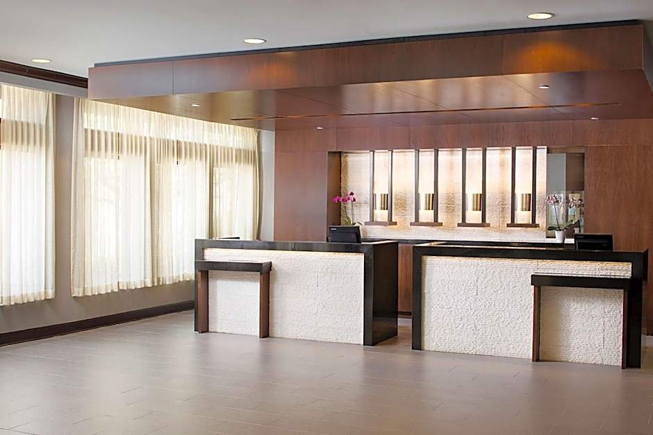 DoubleTree By Hilton Baltimore - Bwi Airport