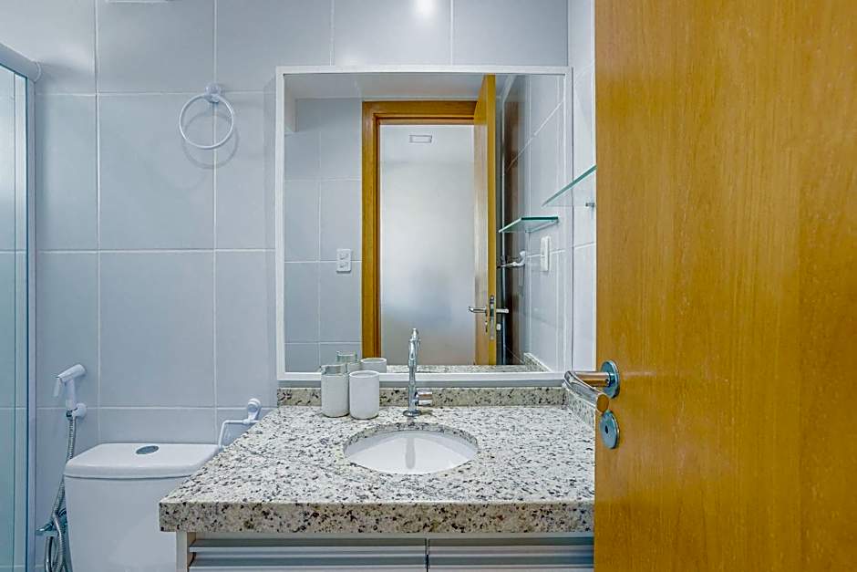 IT84 Wonderful 4-Suite Apartment, Right on the Beach - Itacimirim