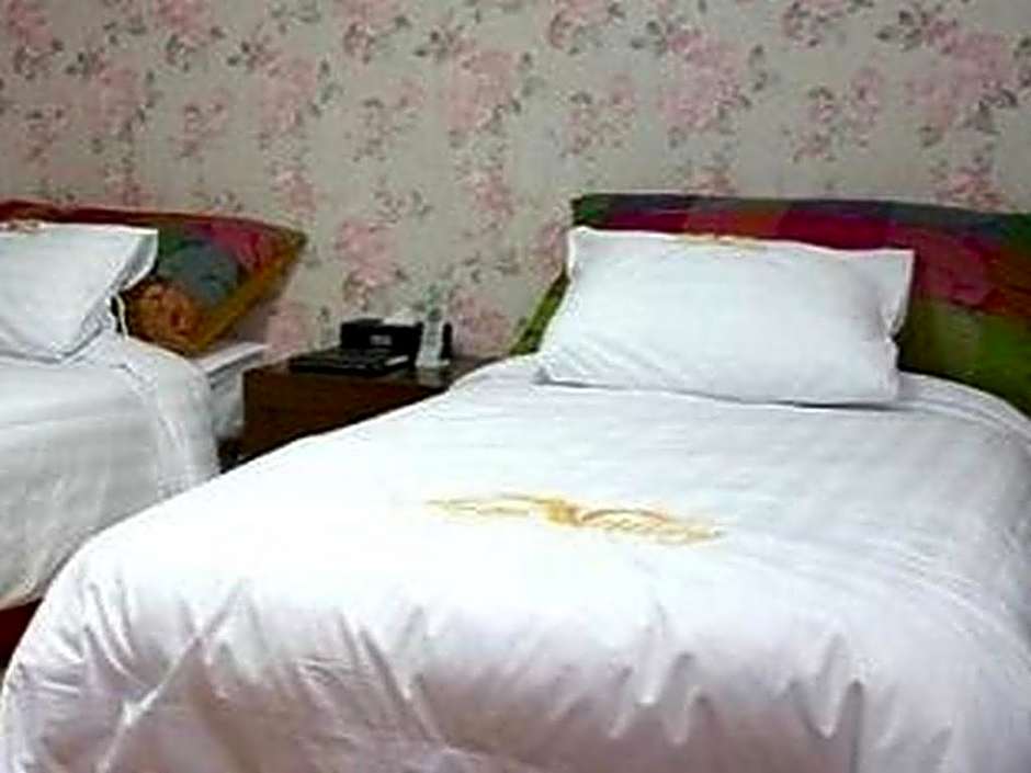 Goodstay Highvalley Hotel