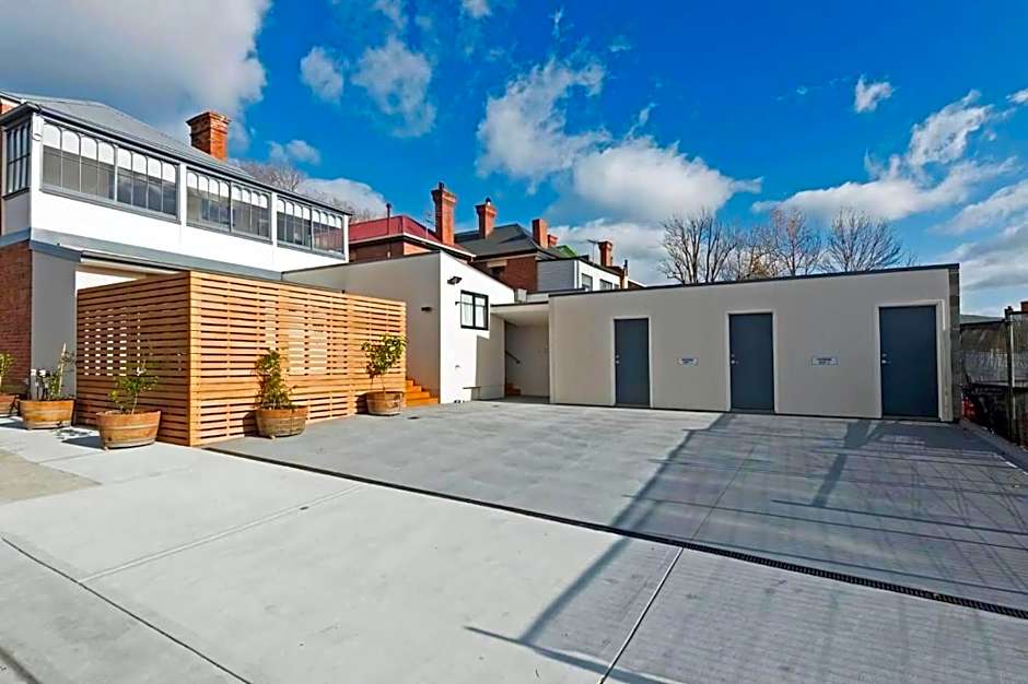 The Lollyshop Apartment in Battery Point