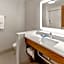 Holiday Inn Express & Suites Milwaukee - West Allis By IHG