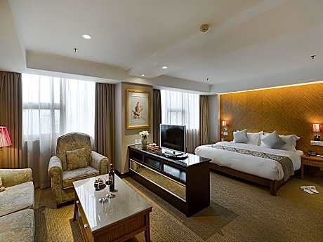 River View Deluxe Queen