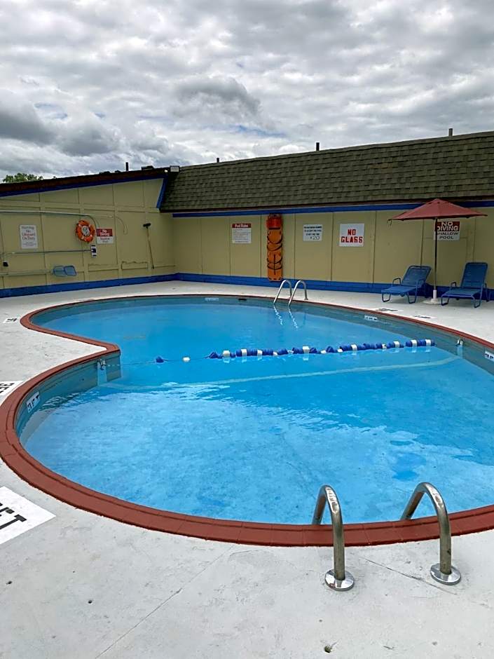 Rodeway Inn Auburn Hills - Detroit