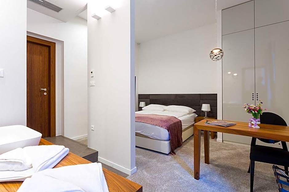 Atlantis Beach Villa