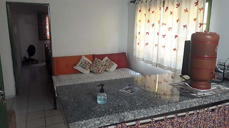 Alegria casa 3 dorms Cond Fechado churrasqueira piscina