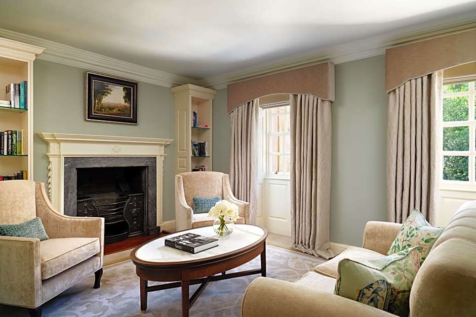 Photo 1 of 3 of Junior Suite