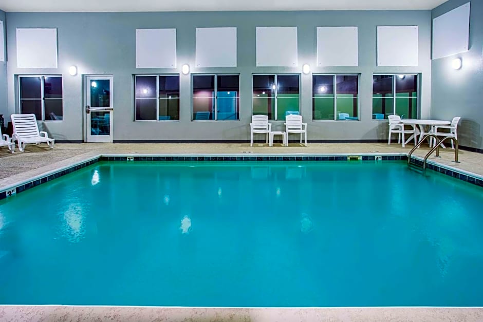 La Quinta by Wyndham O'Fallon, IL - St. Louis