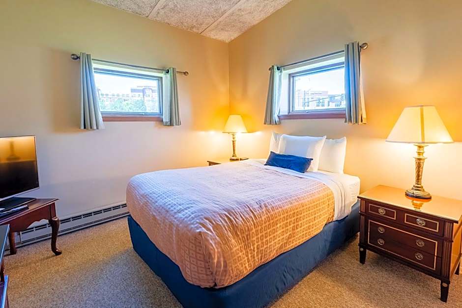 Fireside Inn and Suites Bangor