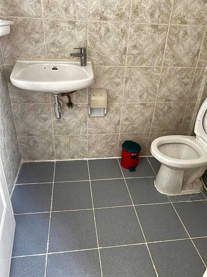 2 Vikings Guesthouse