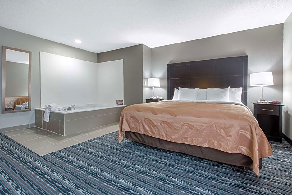 Quality Inn & Suites Brownsburg - Indianapolis West