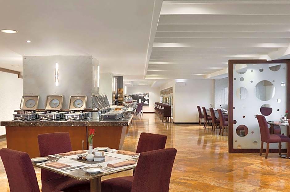 Grand Regency Doha, Trademark Collection by Wyndham