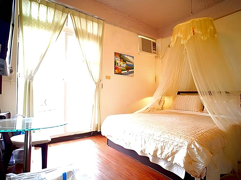 E E Home – Wujie, WV