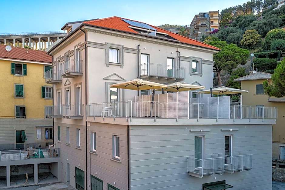 VILLA CADIZ APARTMENTS VARAZZE