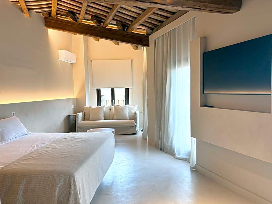 Les Clarisses Boutique Hotel