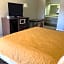 Days Inn & Suites by Wyndham Brewton