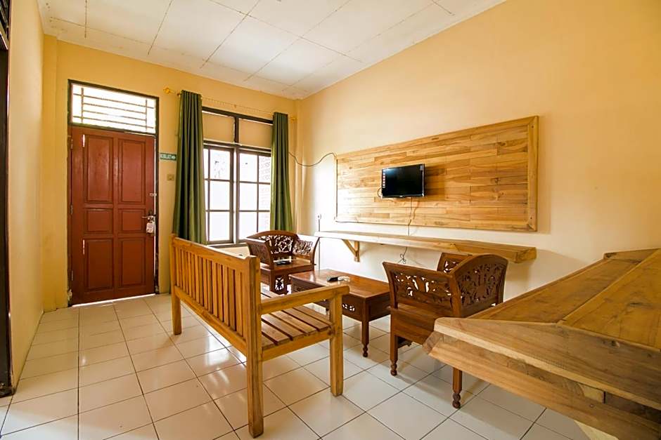 RedDoorz @ Pantai Pelabuhan Ratu 2