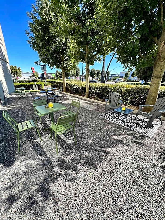 B&B HOTEL Calais Terminal Cité Europe 4 étoiles