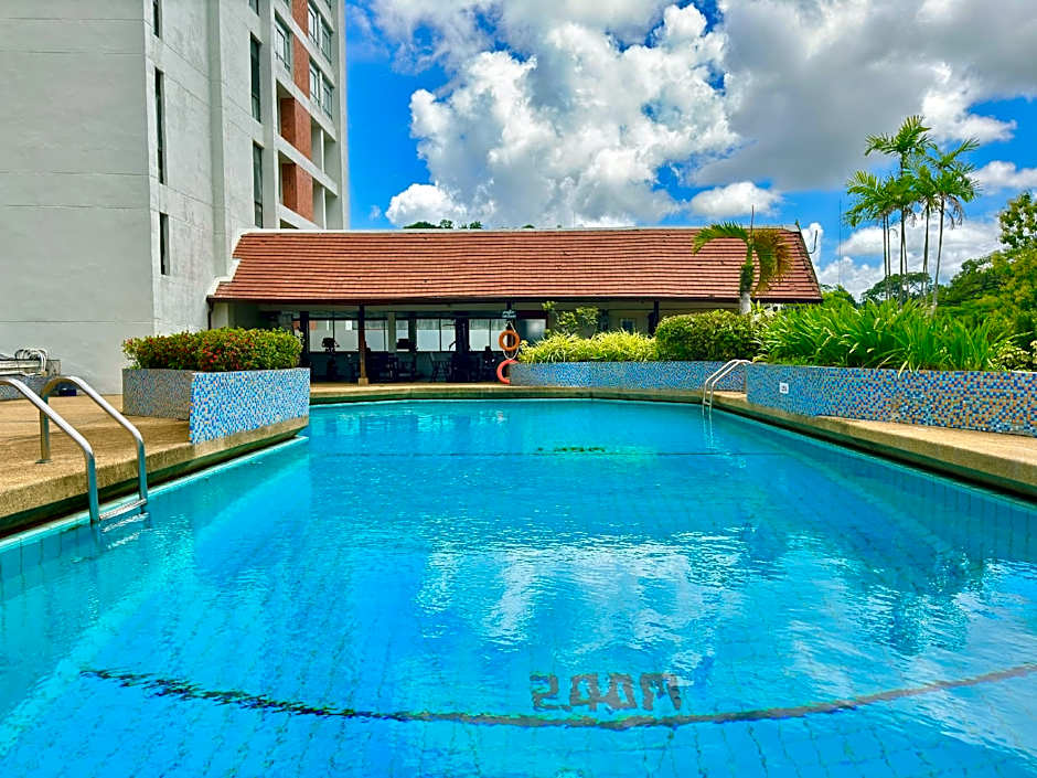 Phuket Merlin Hotel