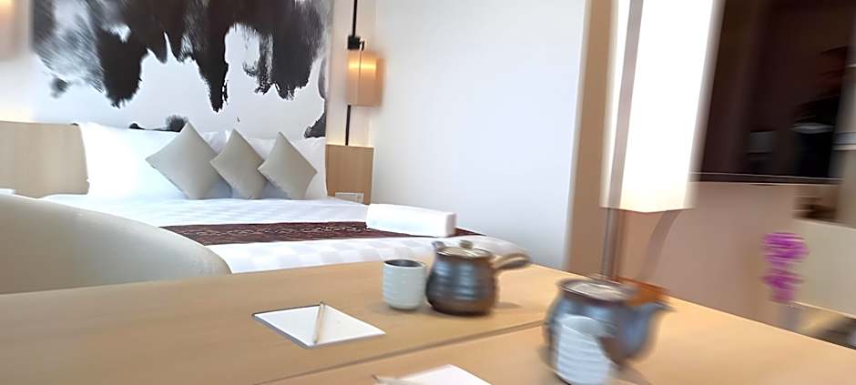 Louis Kienne Cikarang Hotel & Service Apartment 