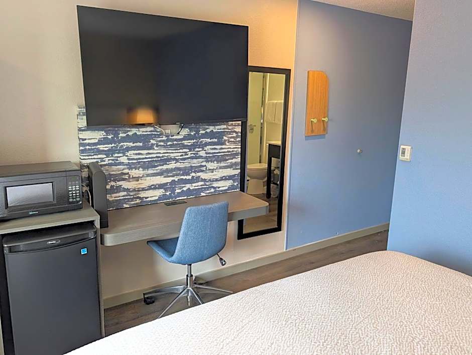 Greenville Pelham Inn by IHG