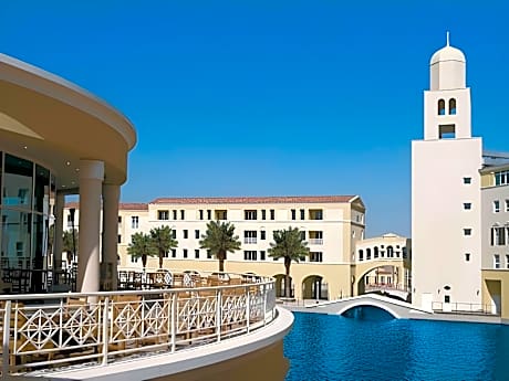 Millennium Lakeview Residence