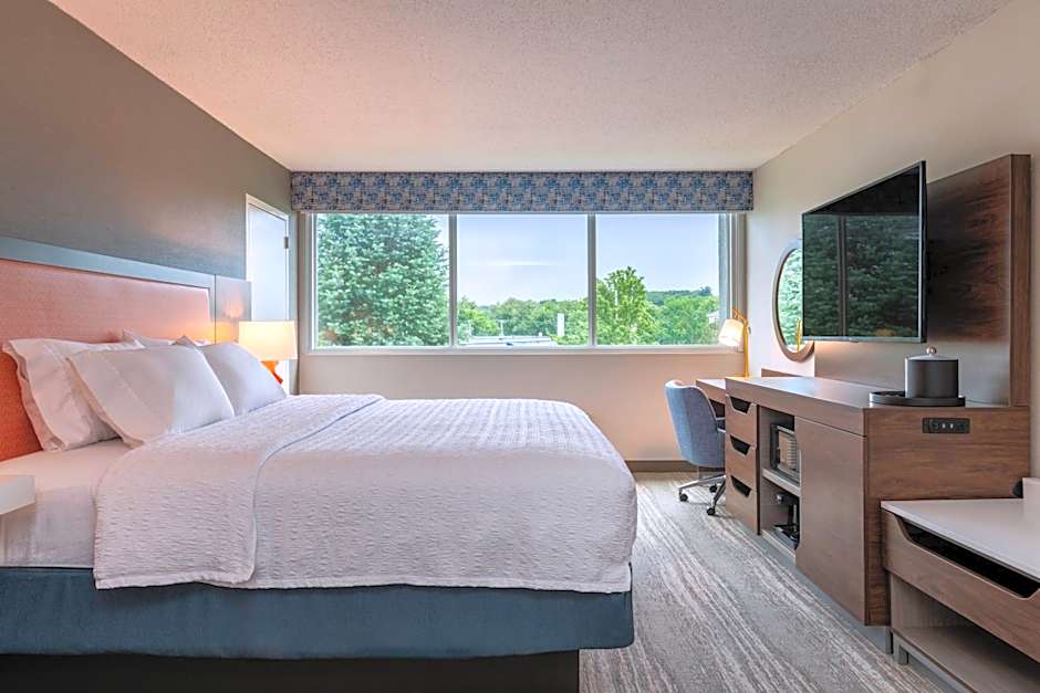 Hampton Inn Manchester Downtown