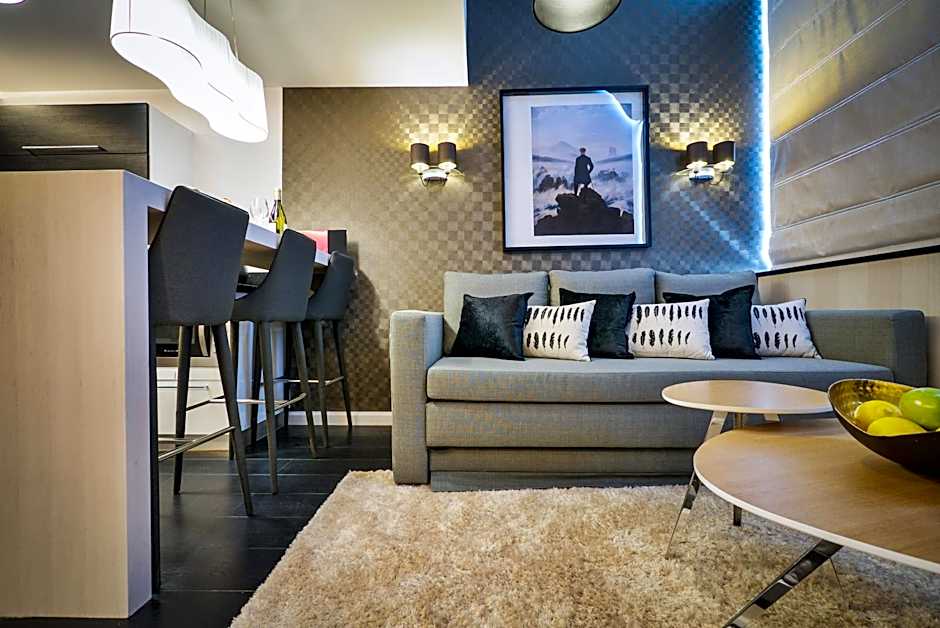 21st Floor Hotel