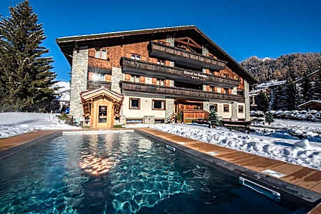 Hotel La Rouja