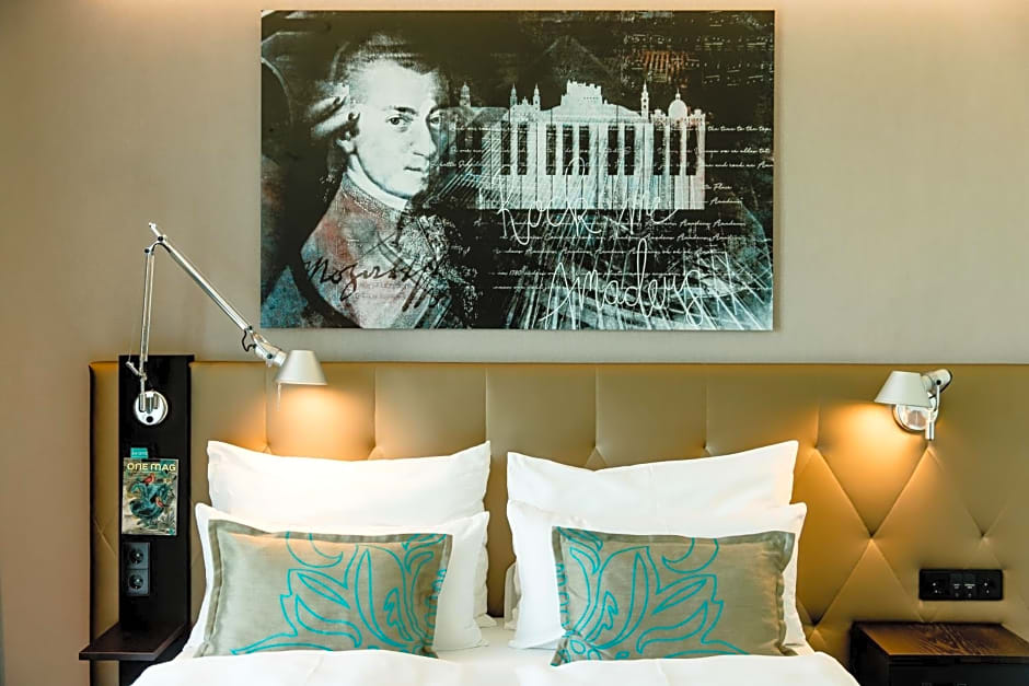 Motel One Salzburg-Mirabell