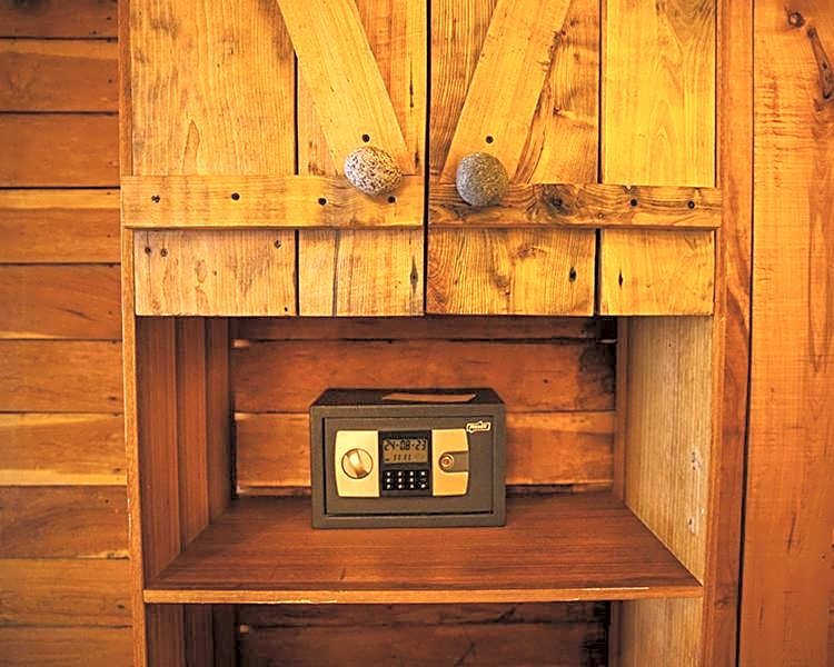 Weskar Lodge