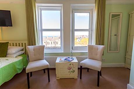 Deluxe Sea View Room