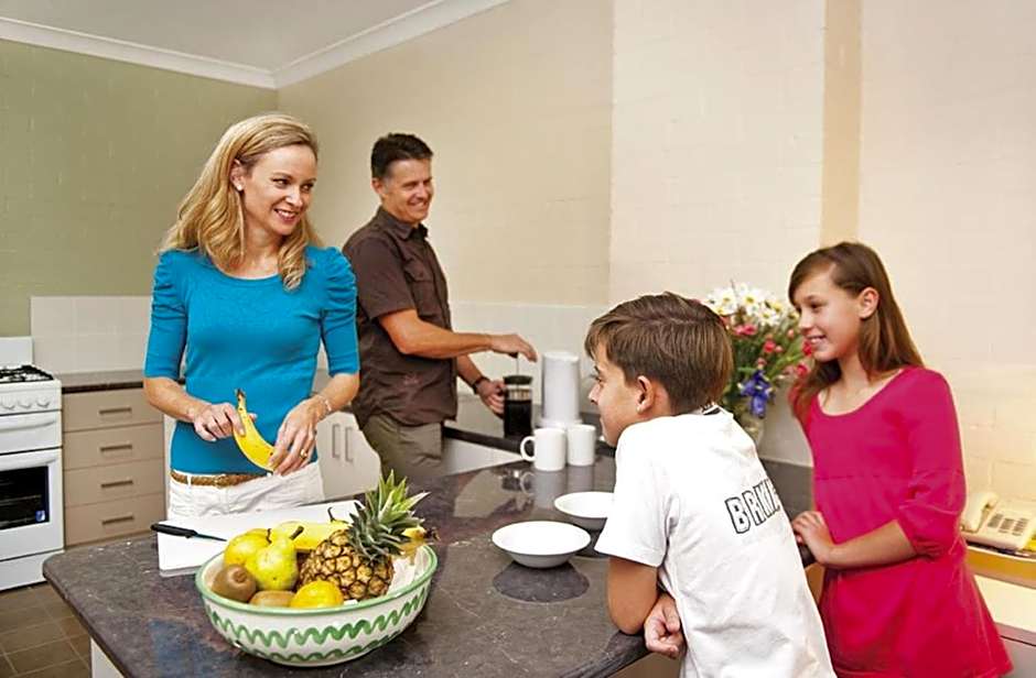 Oxley Court Serviced Apartments