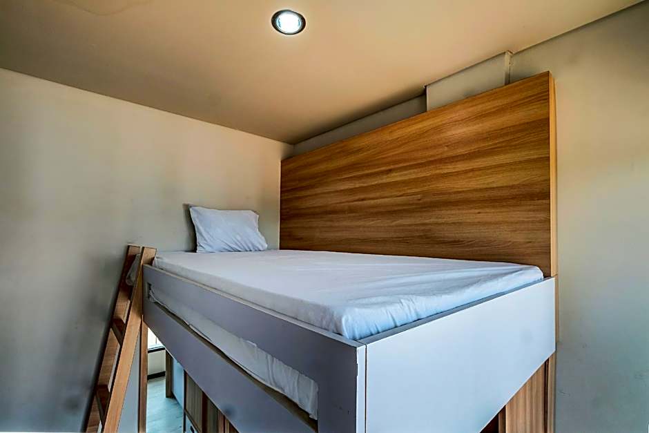 OYO Life 93289 Jelita Residence 2