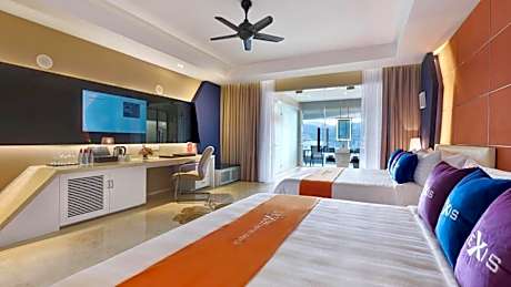 Executive Pool Suite