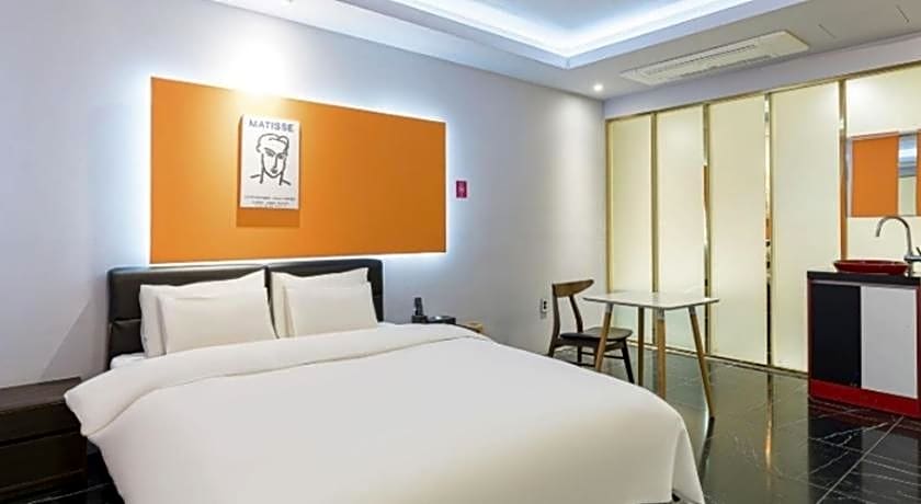 Gimpo Pentastar Hotel