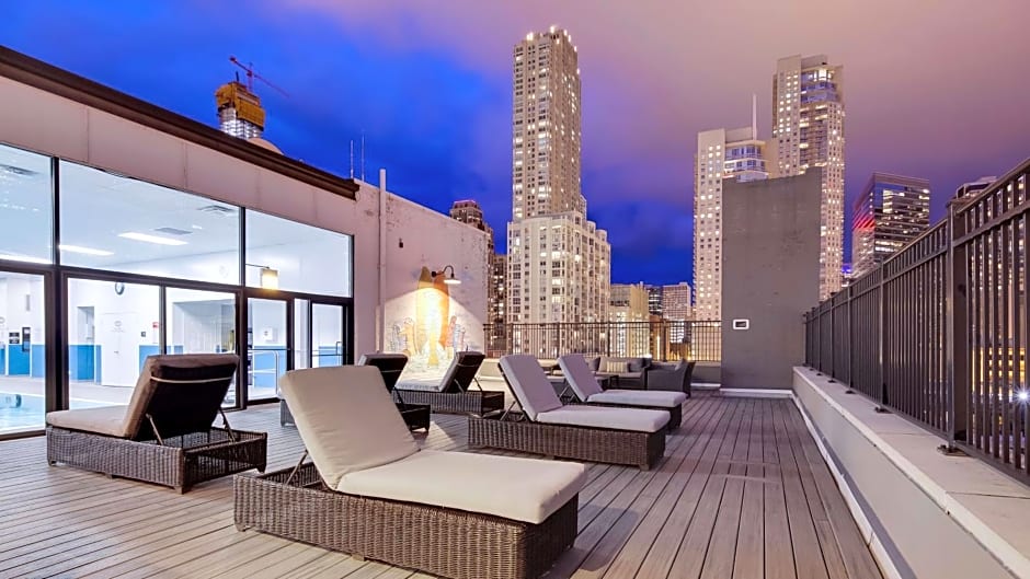 Best Western River North Hotel