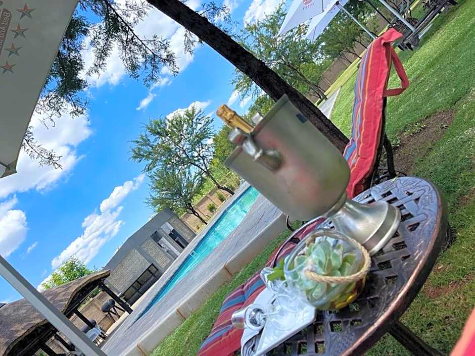 TshiBerry Bed & Breakfast