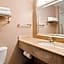 Best Western Plus Hiawatha Hotel