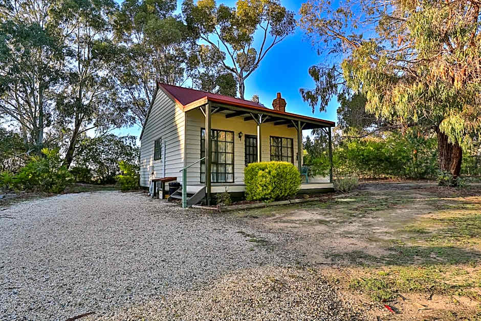 Mountain View Motor Inn & Holiday Lodges