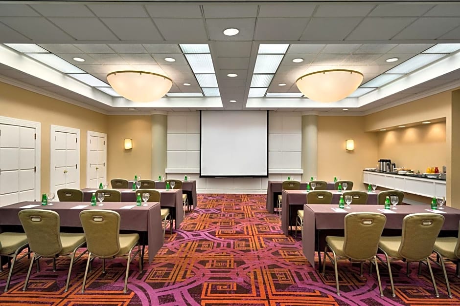 Crowne Plaza Englewood By IHG