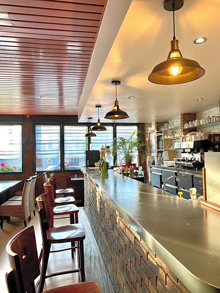 LOGIS Hotel Restaurant Auberge Du Cheval Blanc