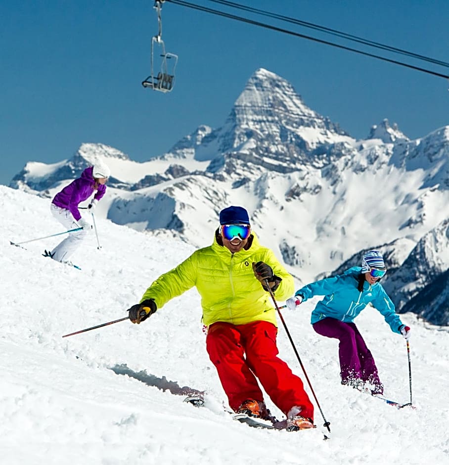 Sunshine Mountain Lodge