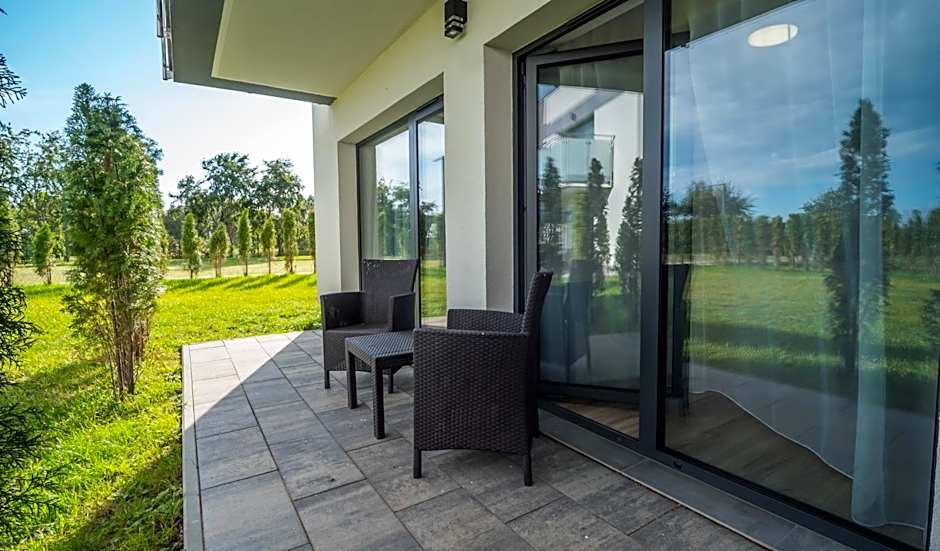 Hotel i Apartamenty Gorzelanny Dźwirzyno