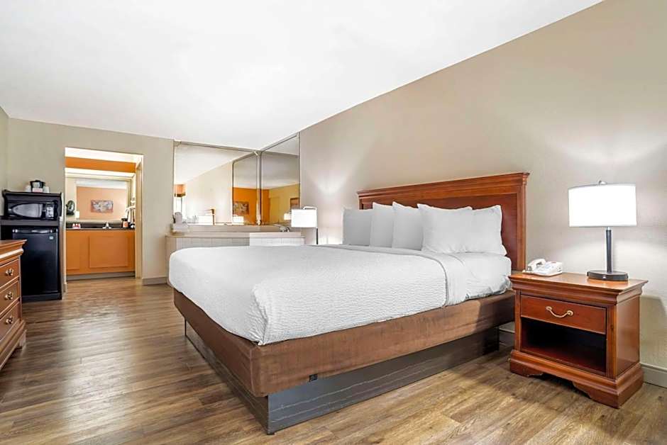 Econo Lodge Moss Point - Pascagoula